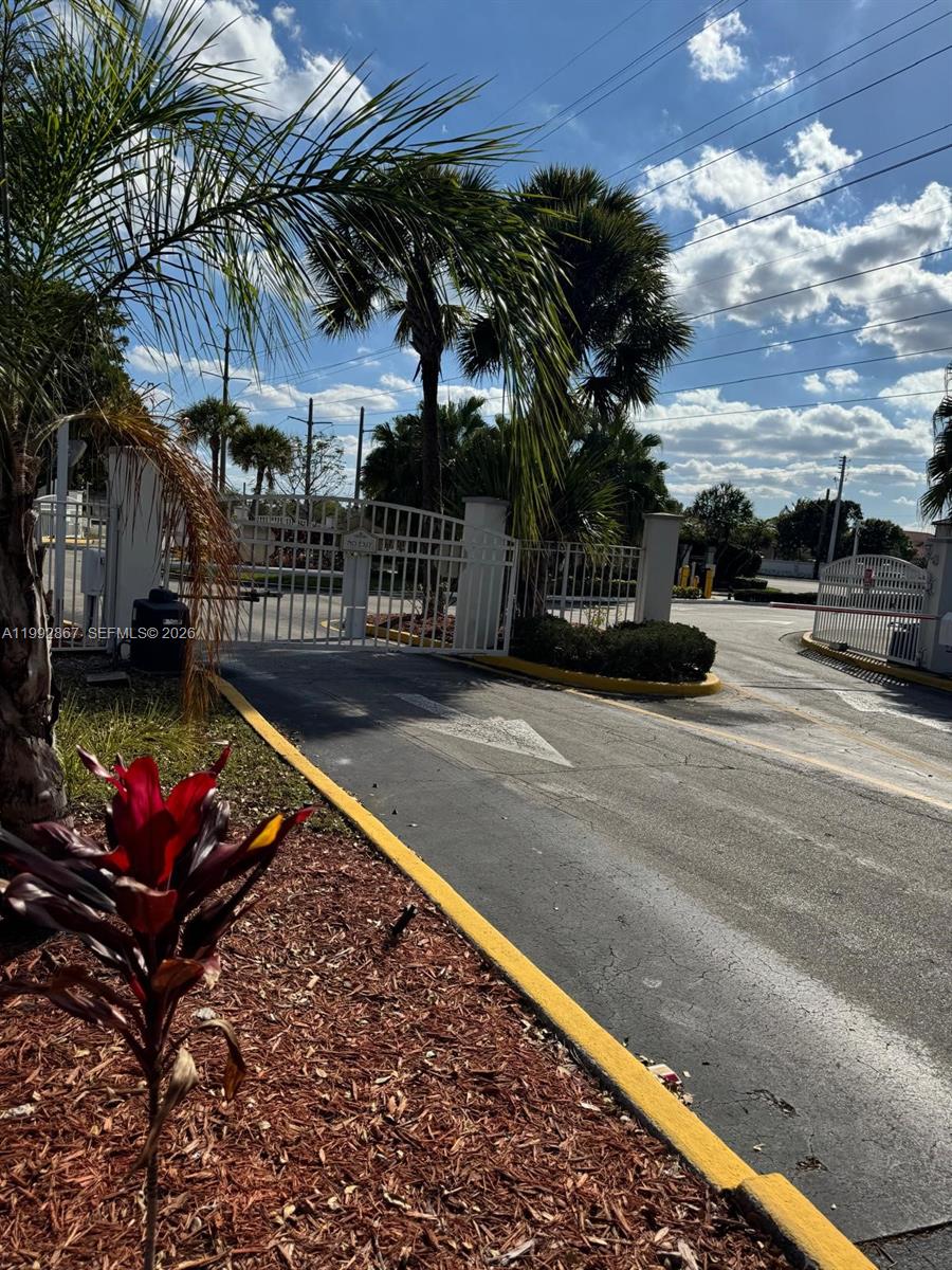 SUN VISTA GARDENS CONDO - Residential