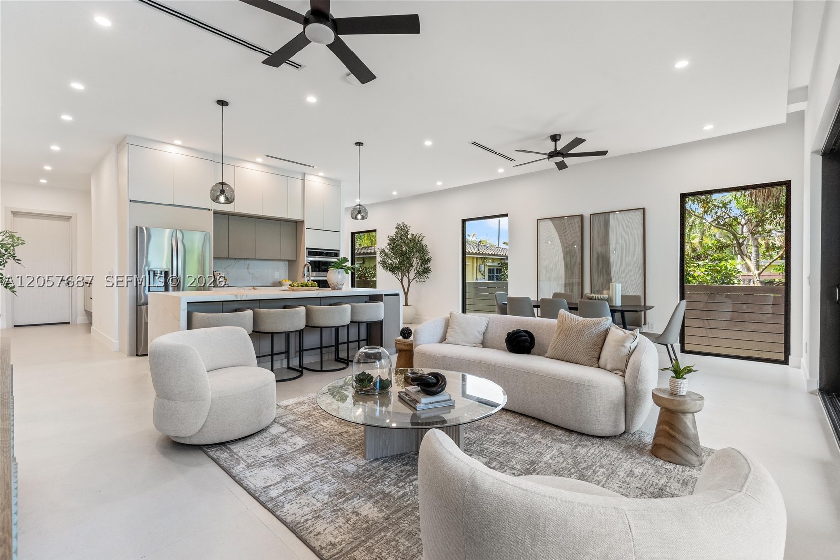 HOLIDAY HEIGHTS - Residential