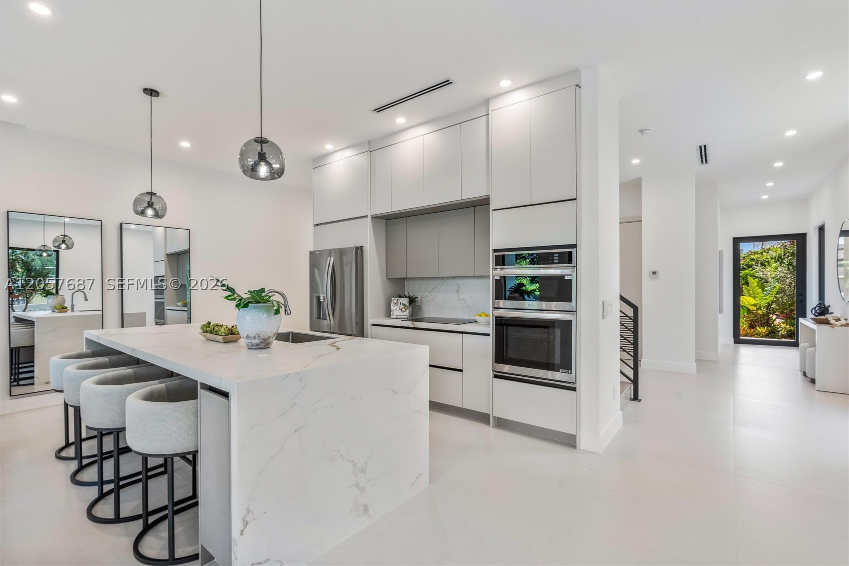 HOLIDAY HEIGHTS - Residential