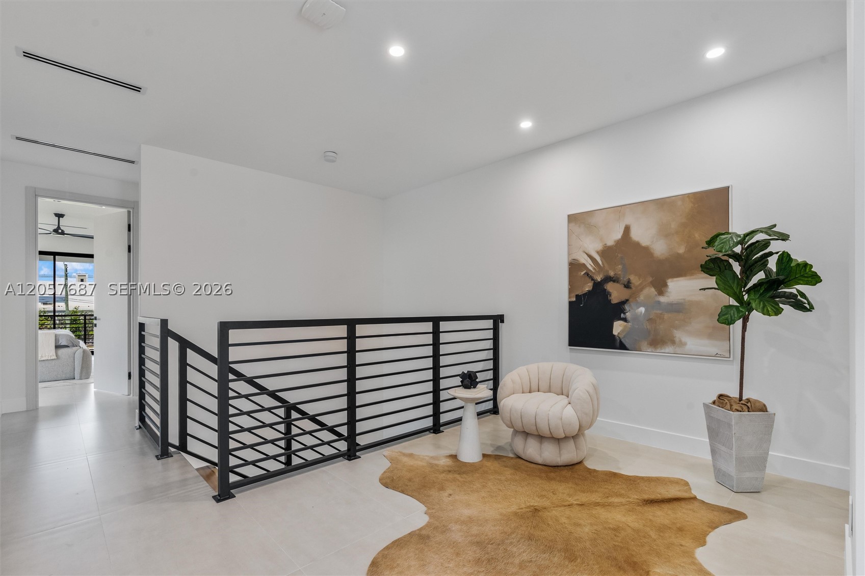 HOLIDAY HEIGHTS - Residential