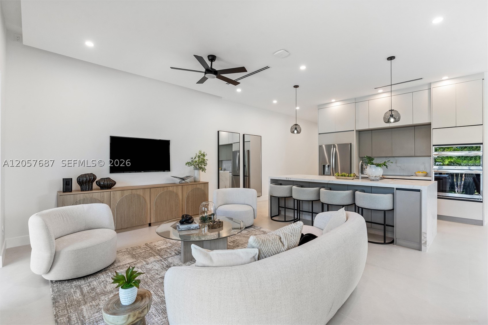 HOLIDAY HEIGHTS - Residential