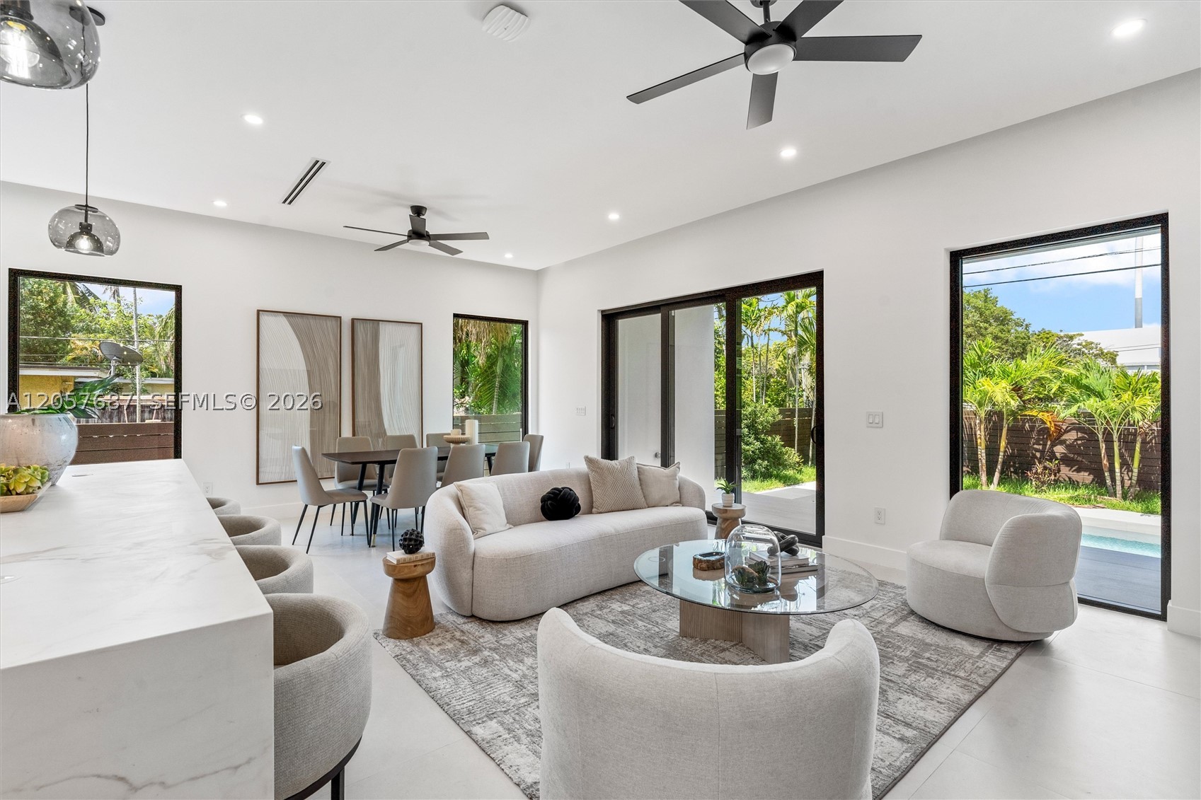 HOLIDAY HEIGHTS - Residential