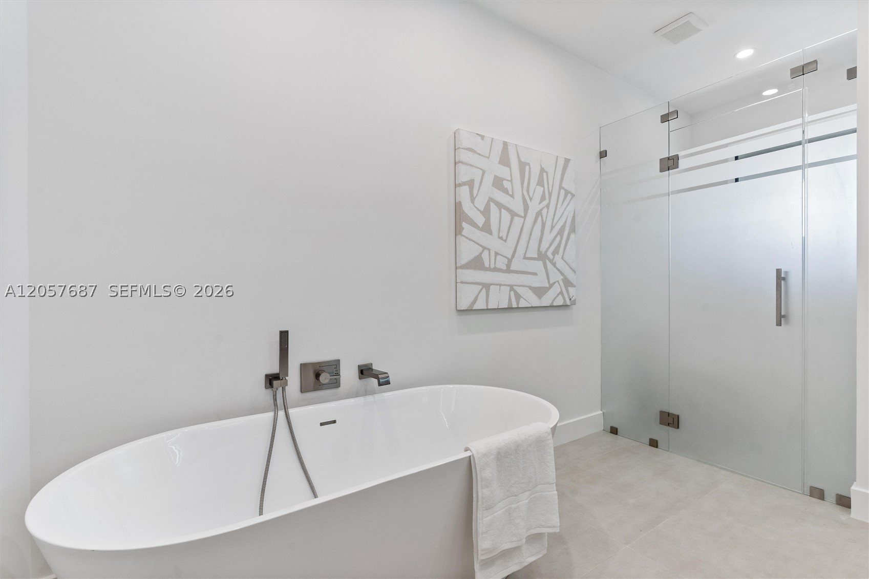 HOLIDAY HEIGHTS - Residential