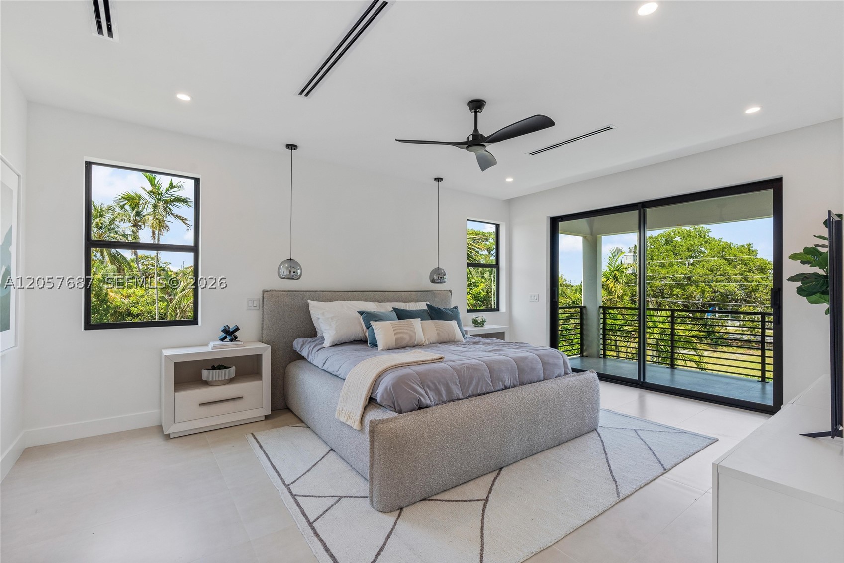 HOLIDAY HEIGHTS - Residential