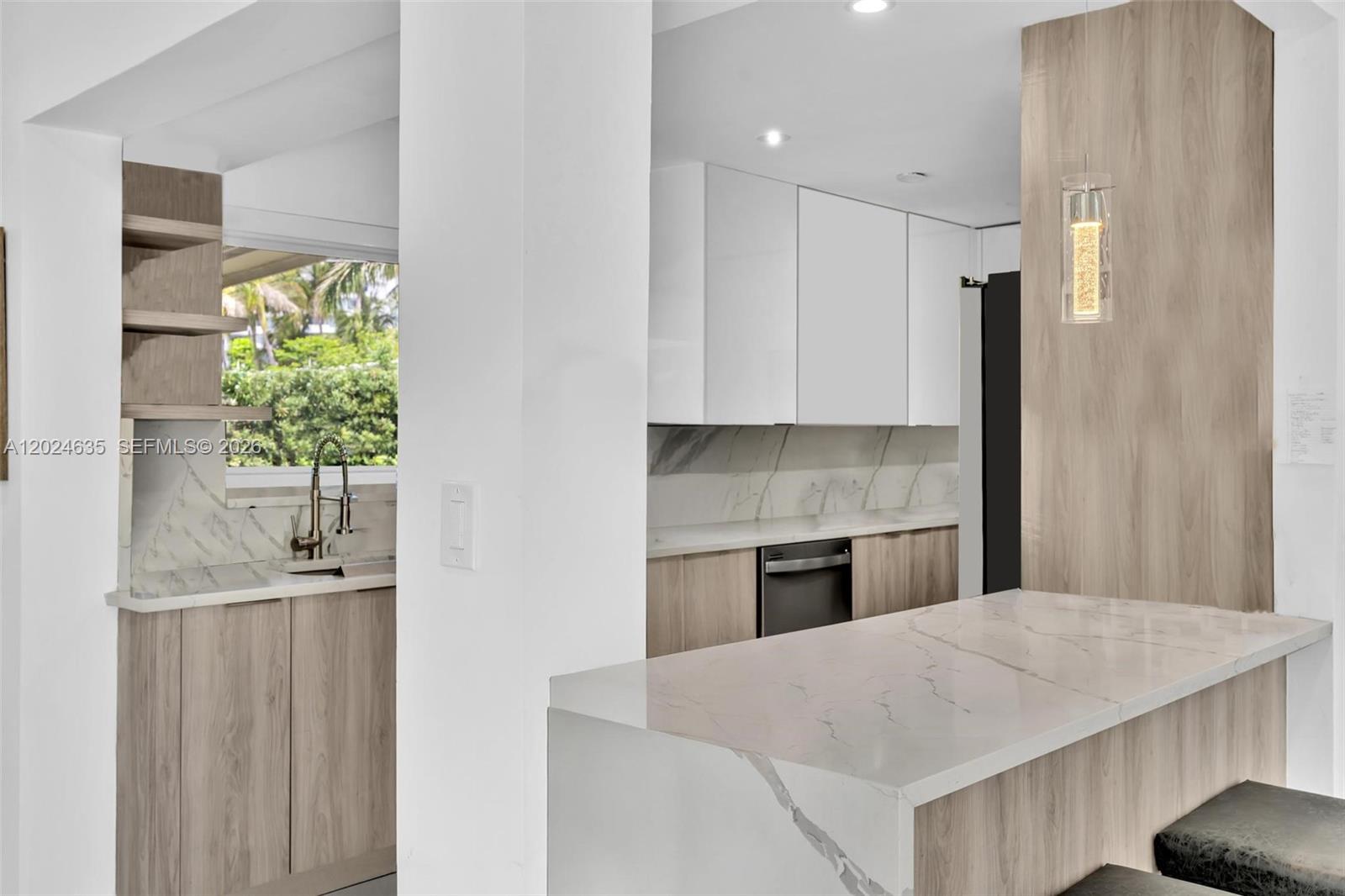 ALTOS DEL MAR NO 5 - Residential Lease