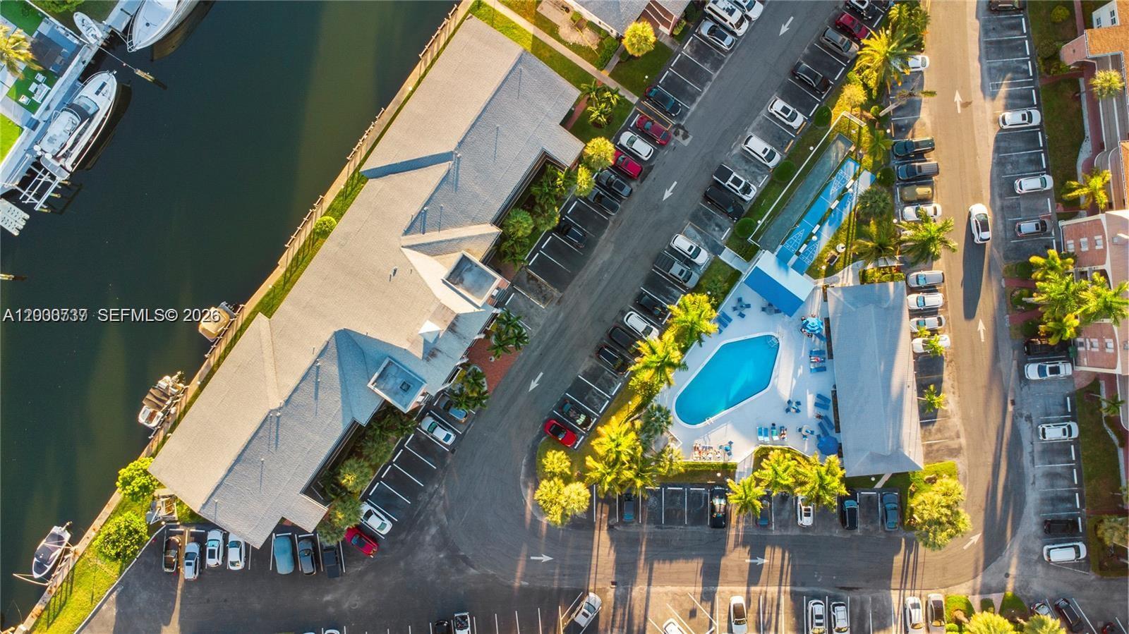 ISLE OF PARADISE CO-OP F - Residential Lease