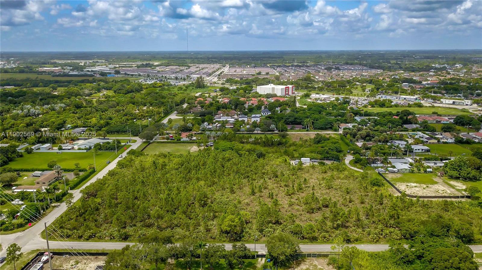 SILVER PALM PARK - Land