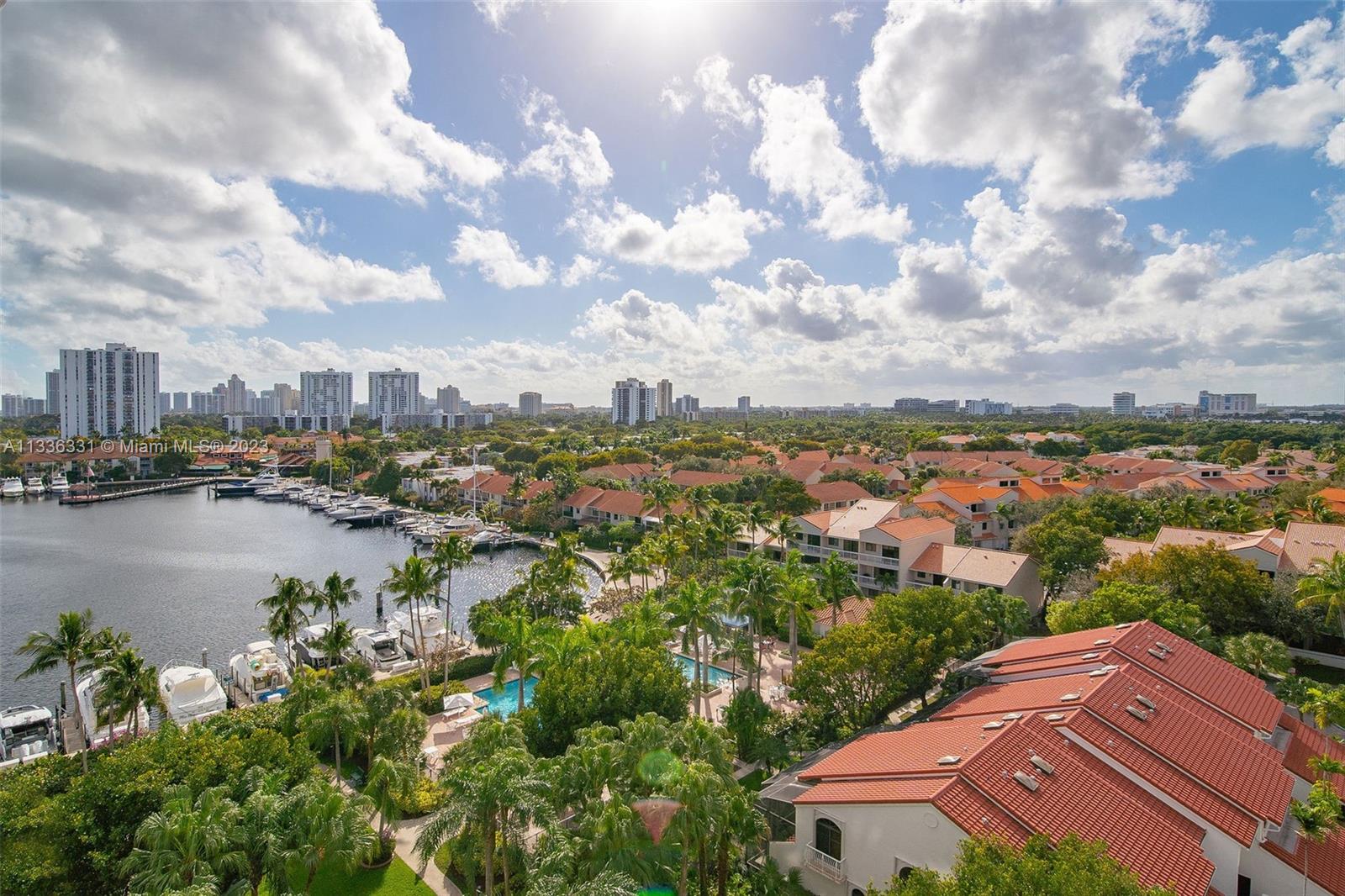 PORTSVIEW @ THE WATERWAYS - Residential