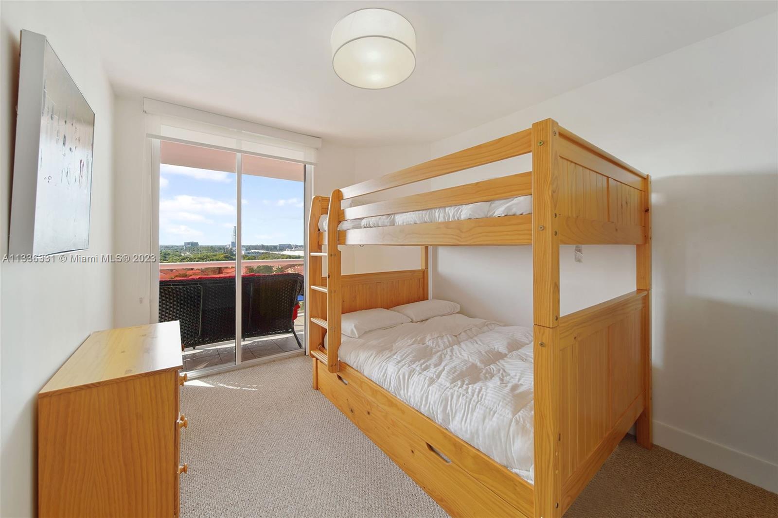 PORTSVIEW @ THE WATERWAYS - Residential