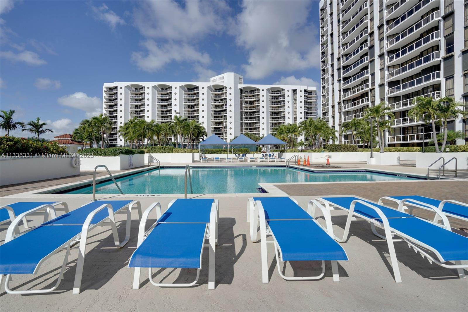 PORTSVIEW @ THE WATERWAYS - Residential