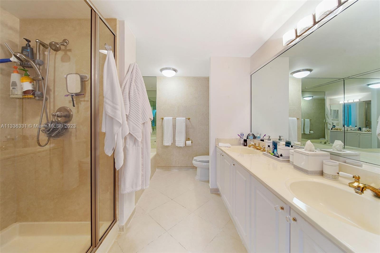 PORTSVIEW @ THE WATERWAYS - Residential