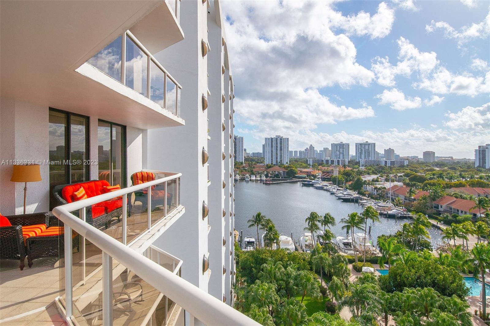 PORTSVIEW @ THE WATERWAYS - Residential