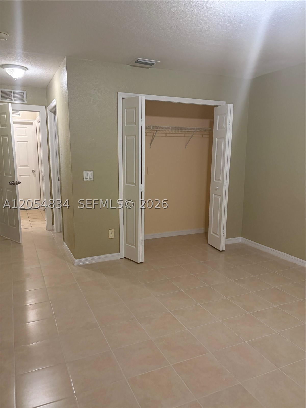 Lehigh Acres - Residential Lease