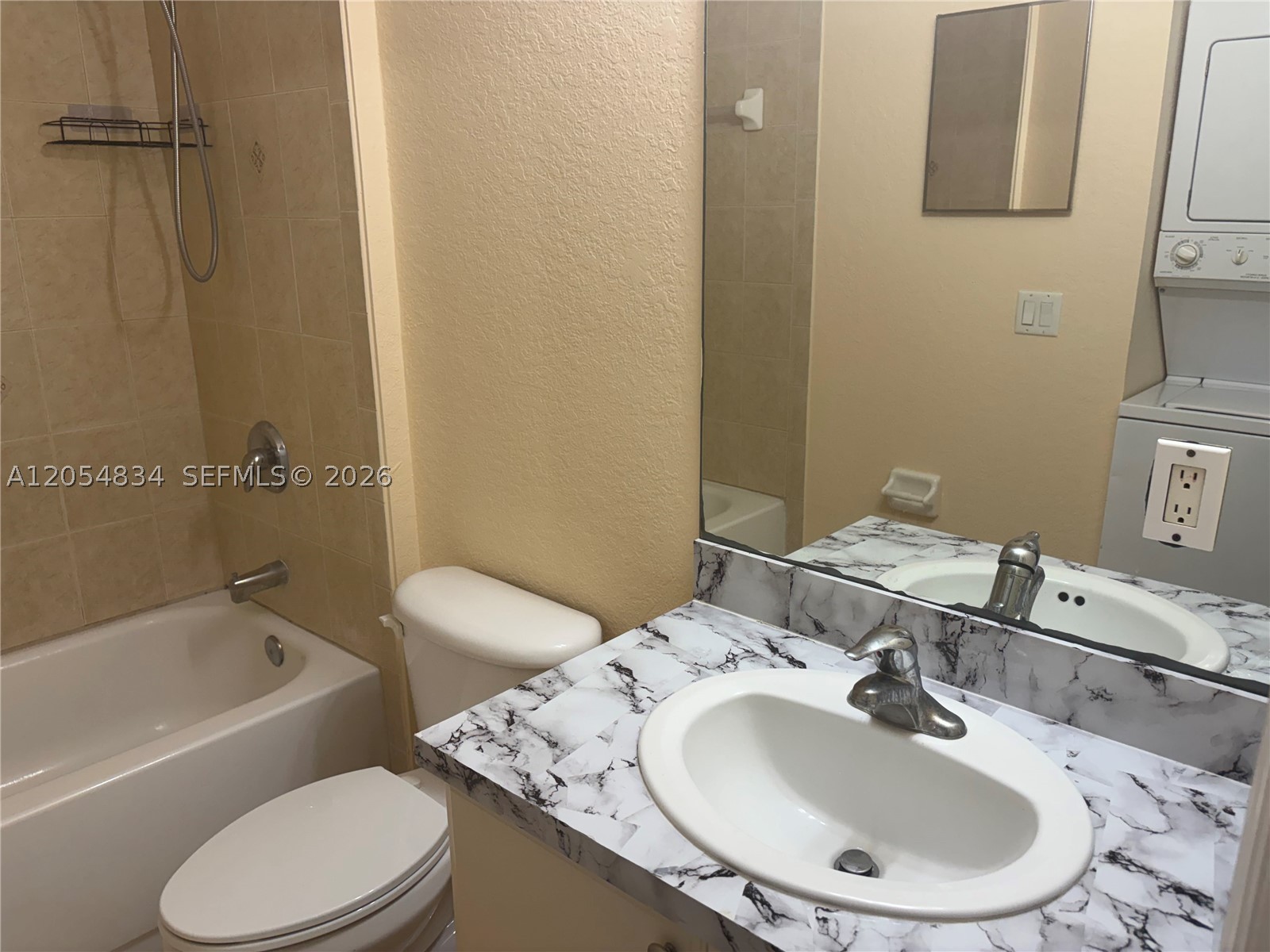 Lehigh Acres - Residential Lease