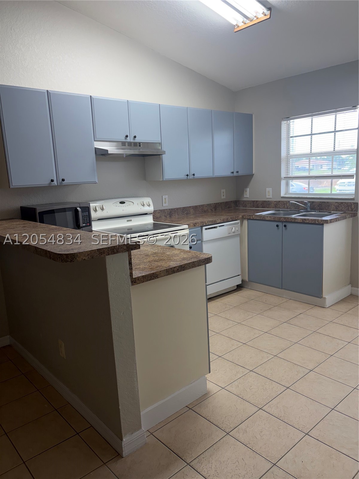 Lehigh Acres - Residential Lease