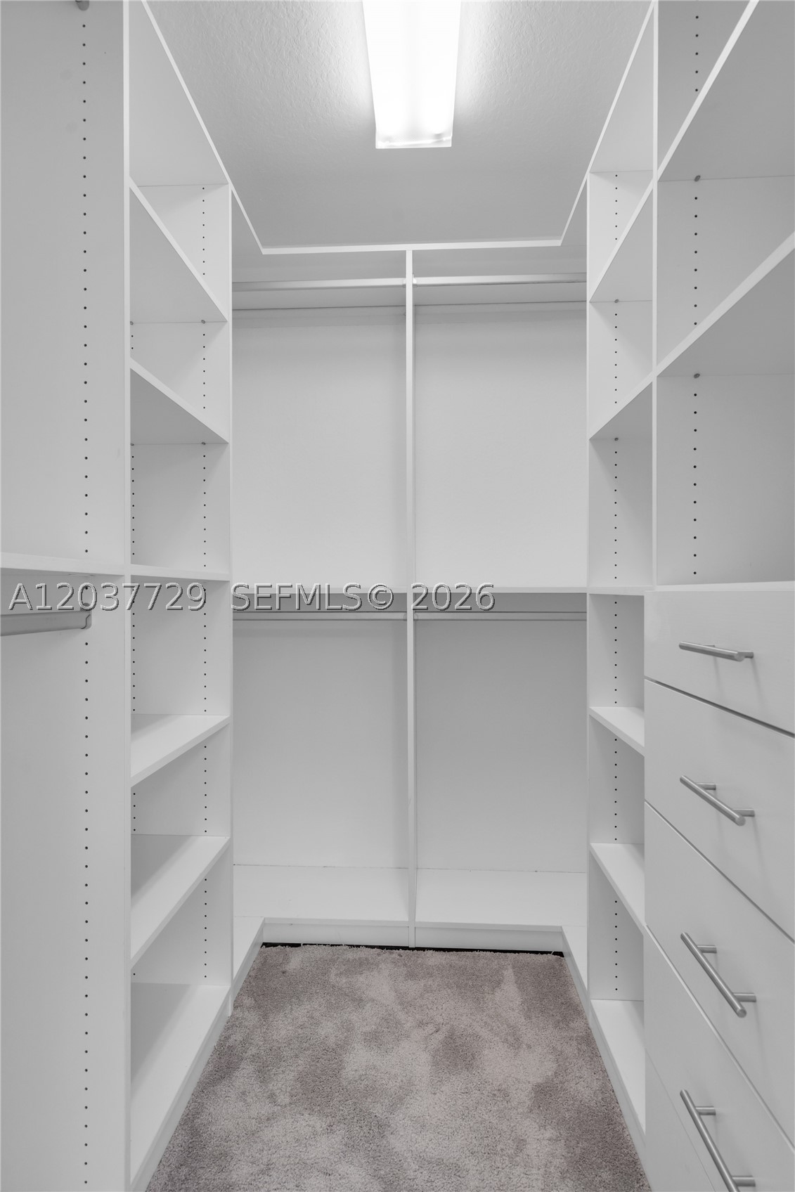SILVER LAKES PHASE III - Residential