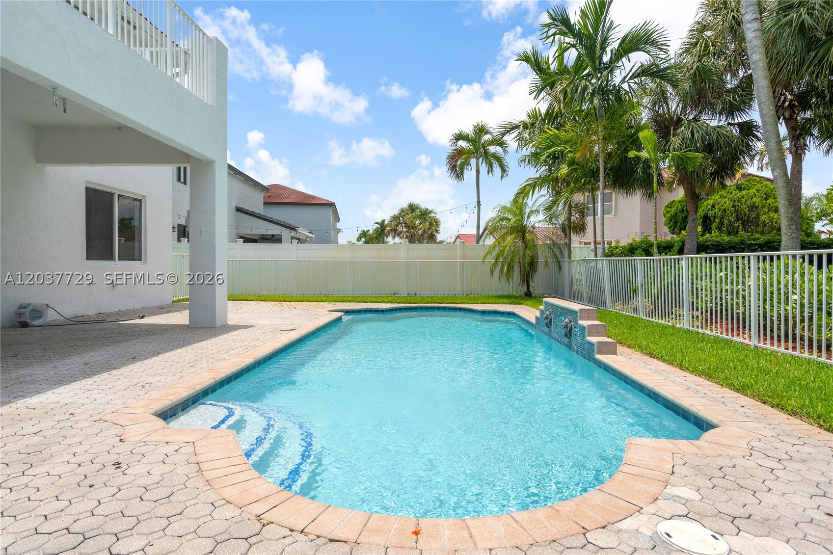 SILVER LAKES PHASE III - Residential