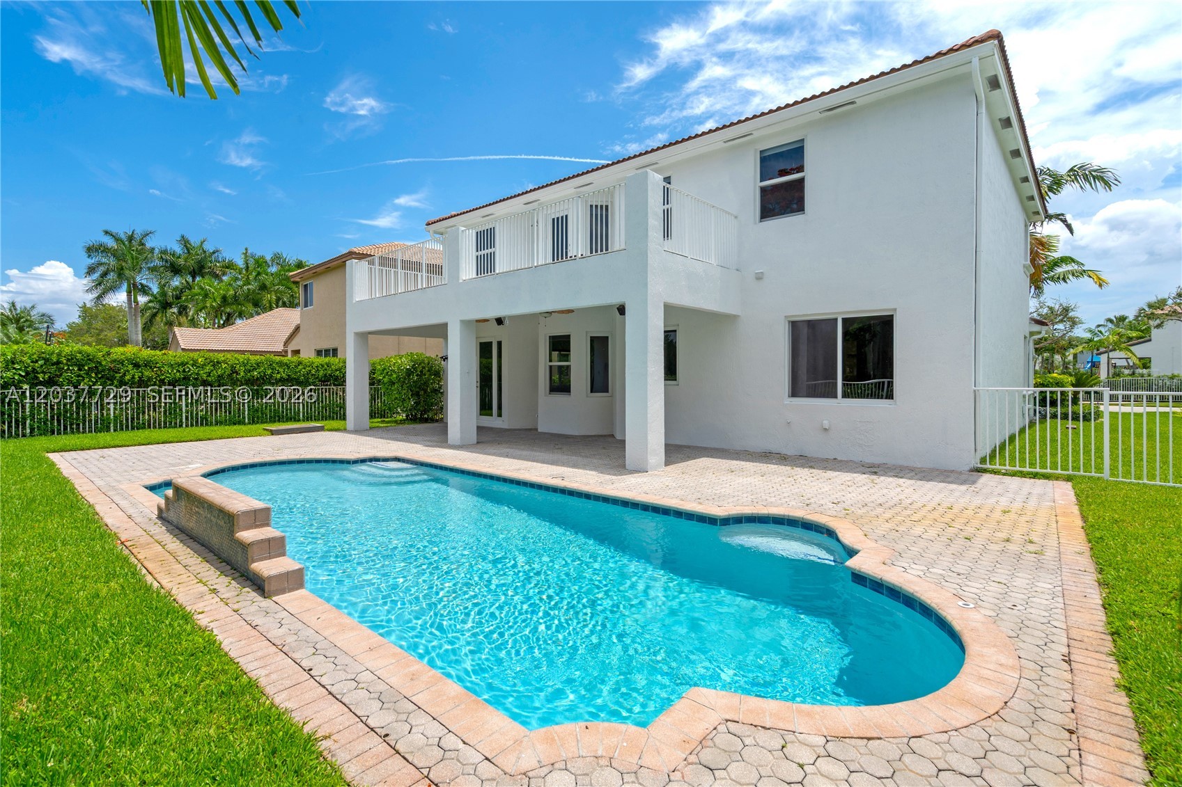 SILVER LAKES PHASE III - Residential