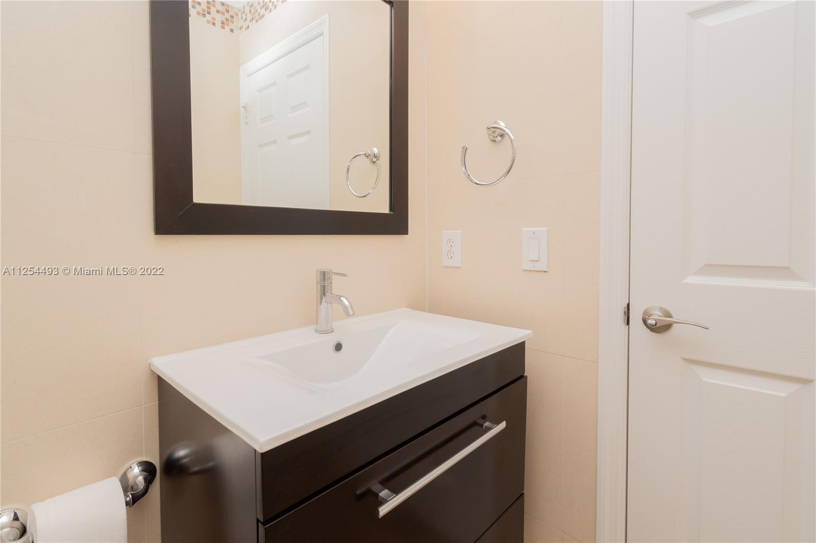 DORAL ISLES MARTINIQUE - Residential Lease