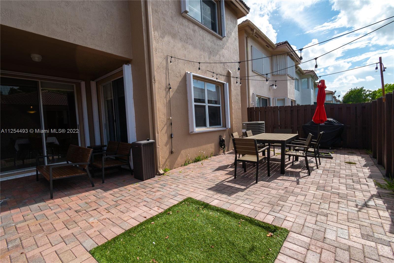 DORAL ISLES MARTINIQUE - Residential Lease