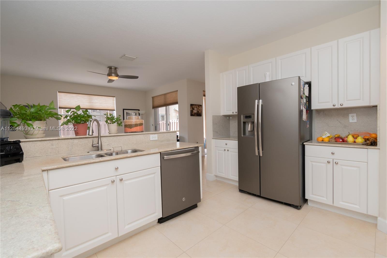 DORAL ISLES MARTINIQUE - Residential Lease