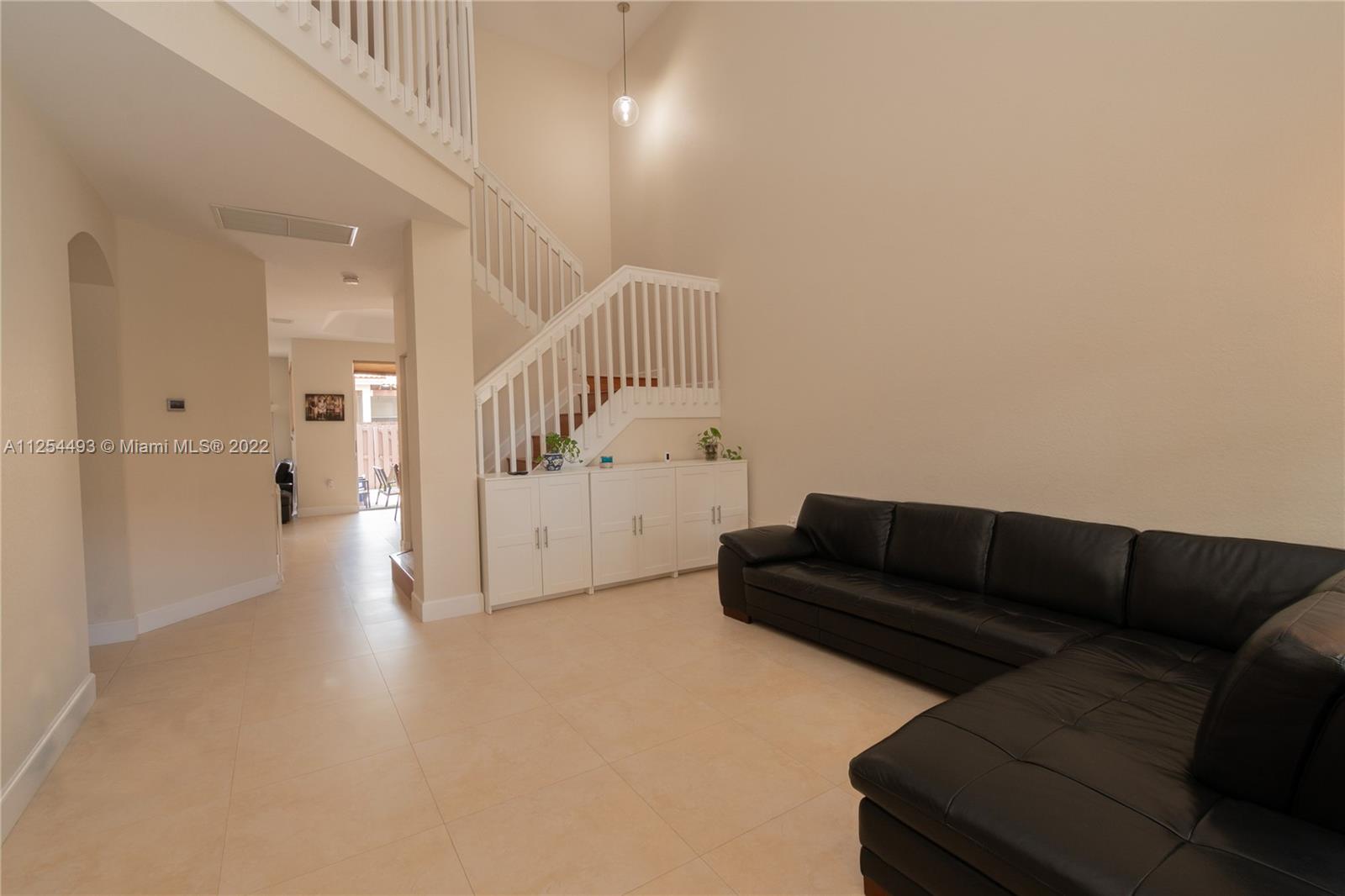DORAL ISLES MARTINIQUE - Residential Lease