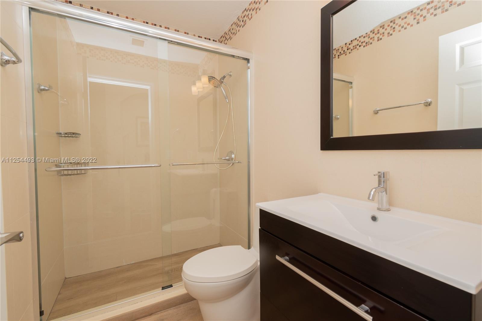 DORAL ISLES MARTINIQUE - Residential Lease
