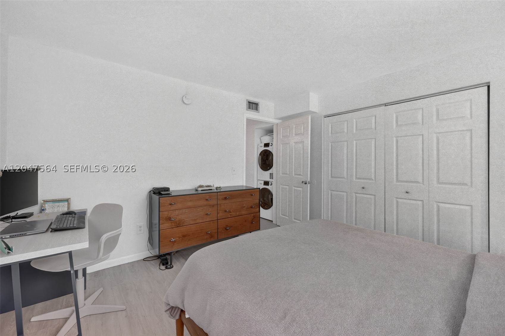 SUNWOOD CONDO - Residential