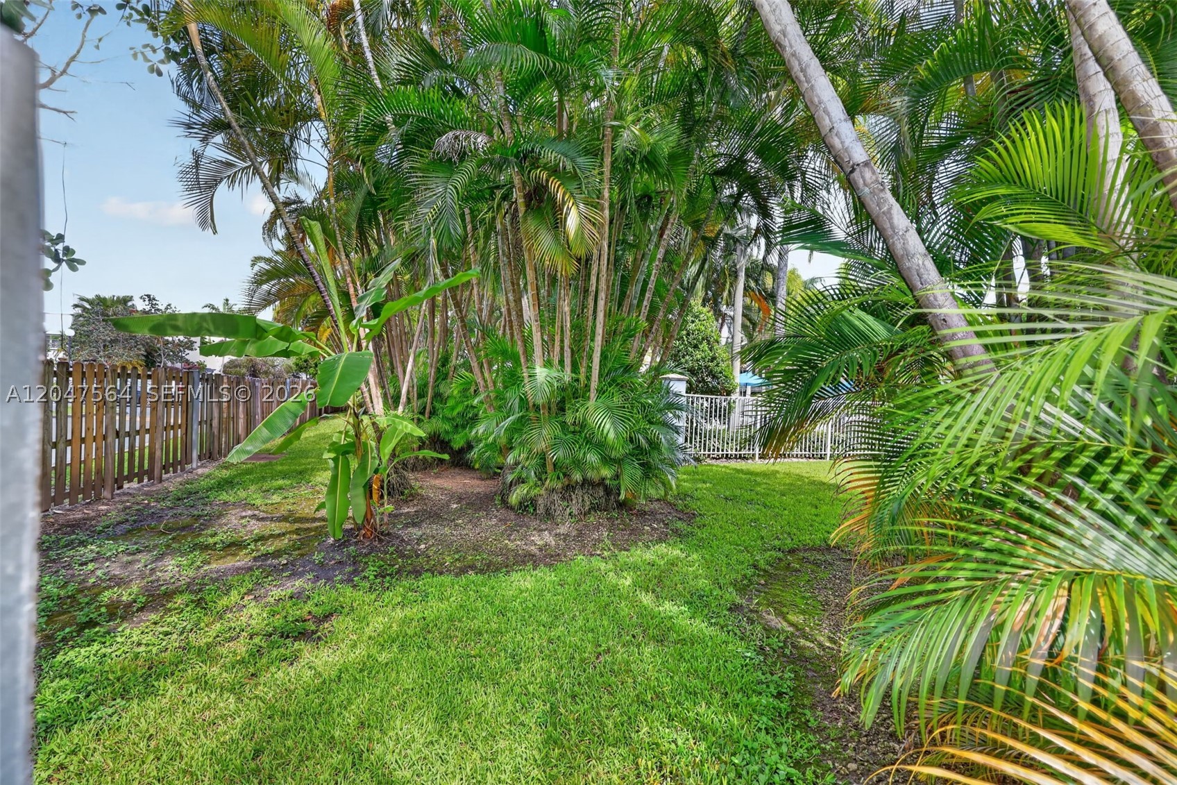 SUNWOOD CONDO - Residential