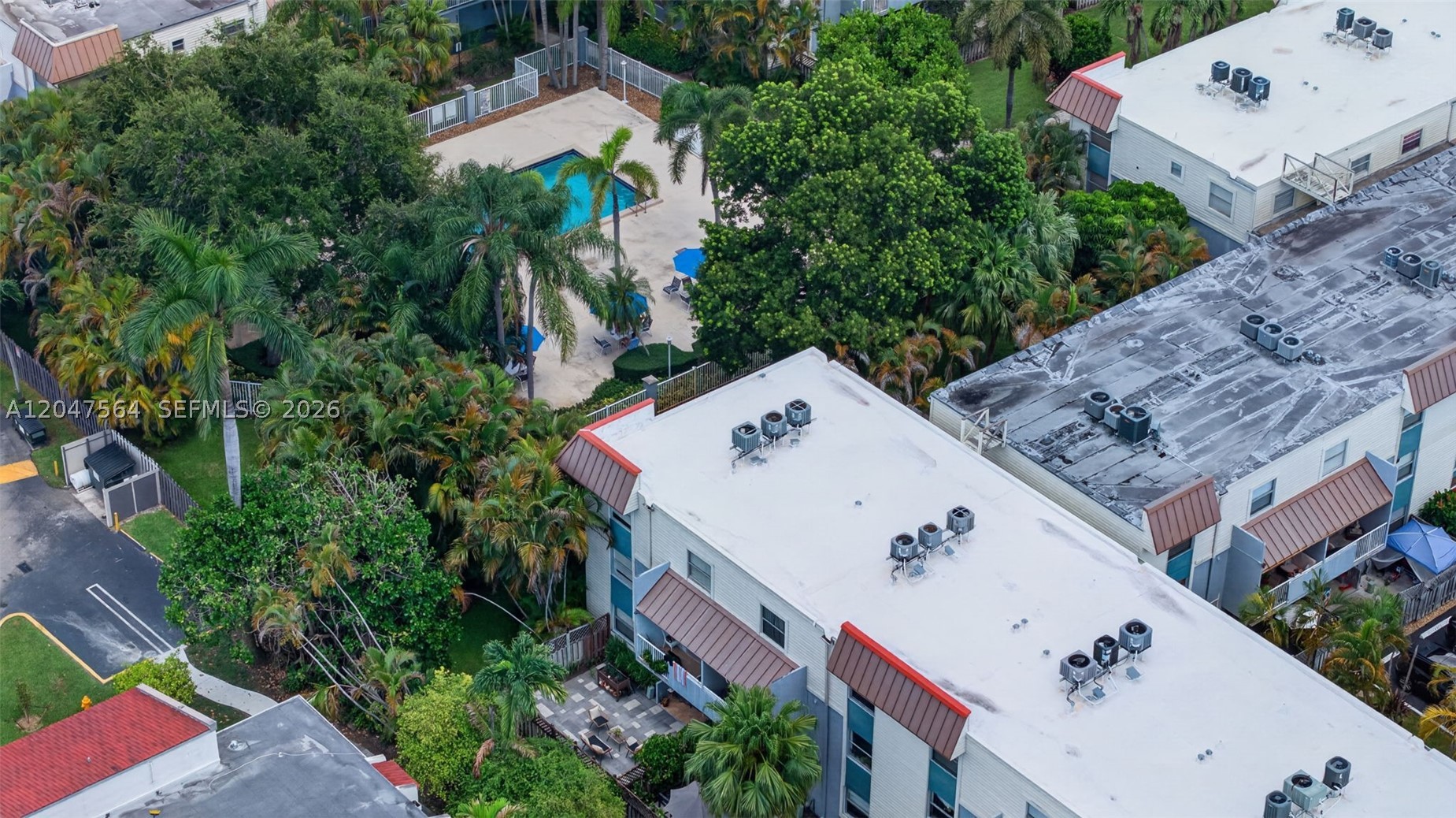 SUNWOOD CONDO - Residential