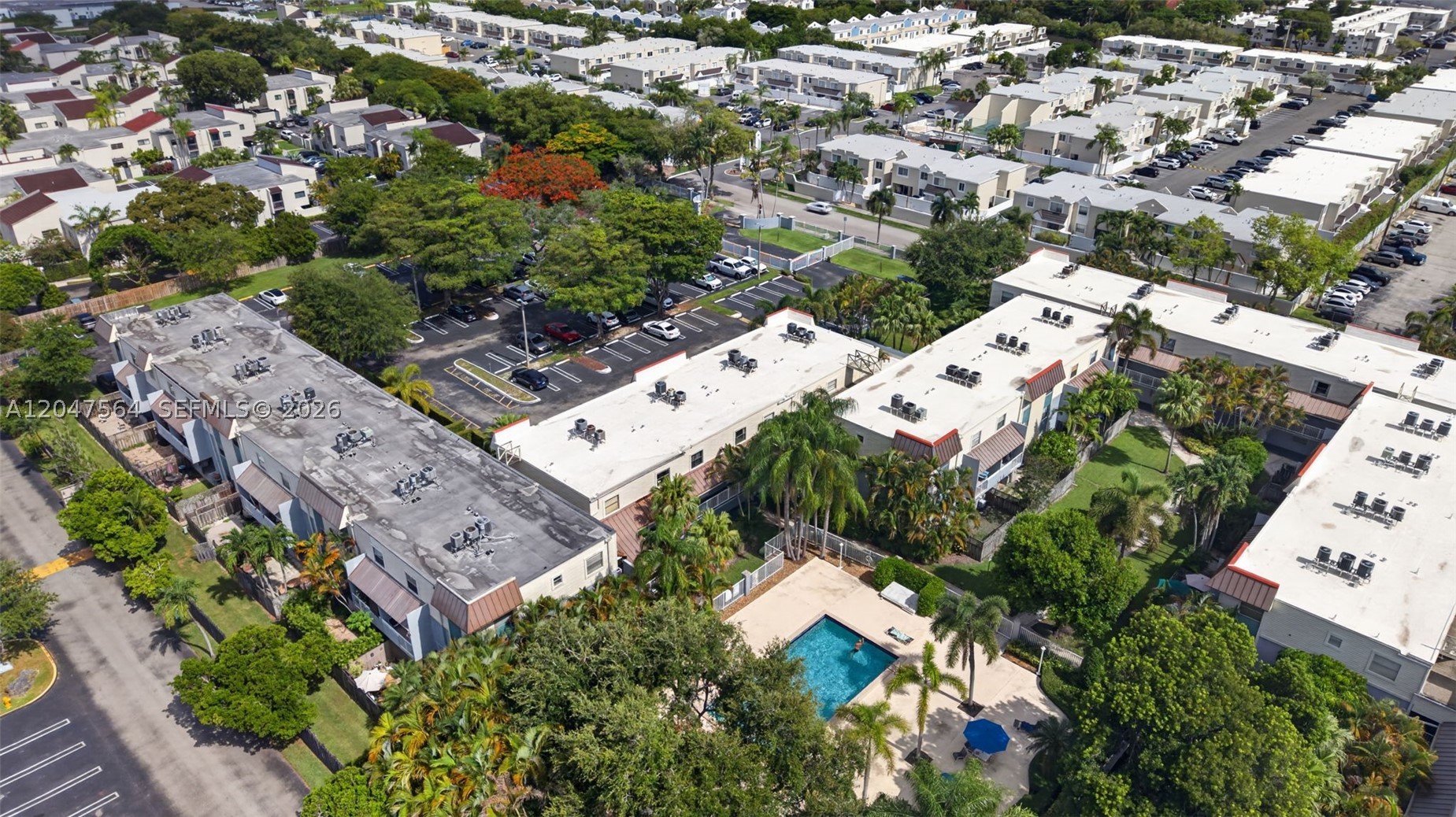 SUNWOOD CONDO - Residential