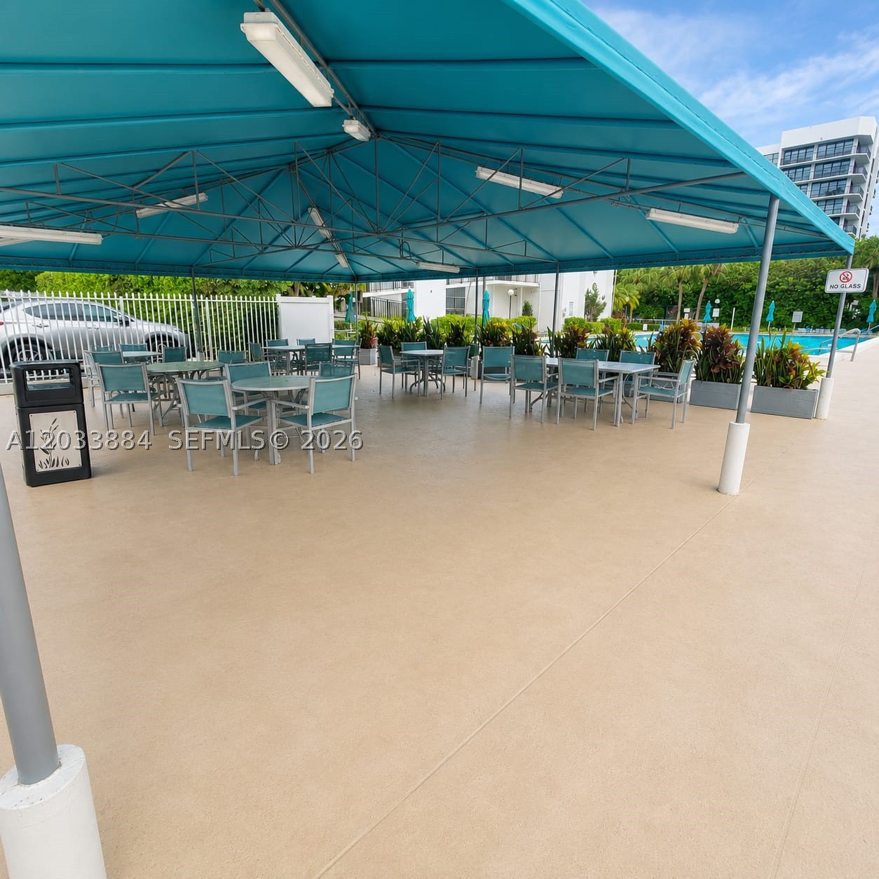 OCEANVIEW PARK CONDO - Residential Lease