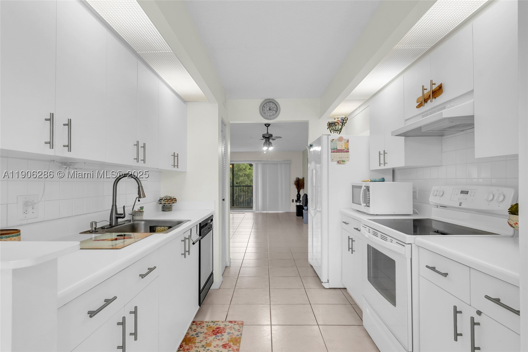 PLYMOUTH AT CENTURY VILLA - Residential