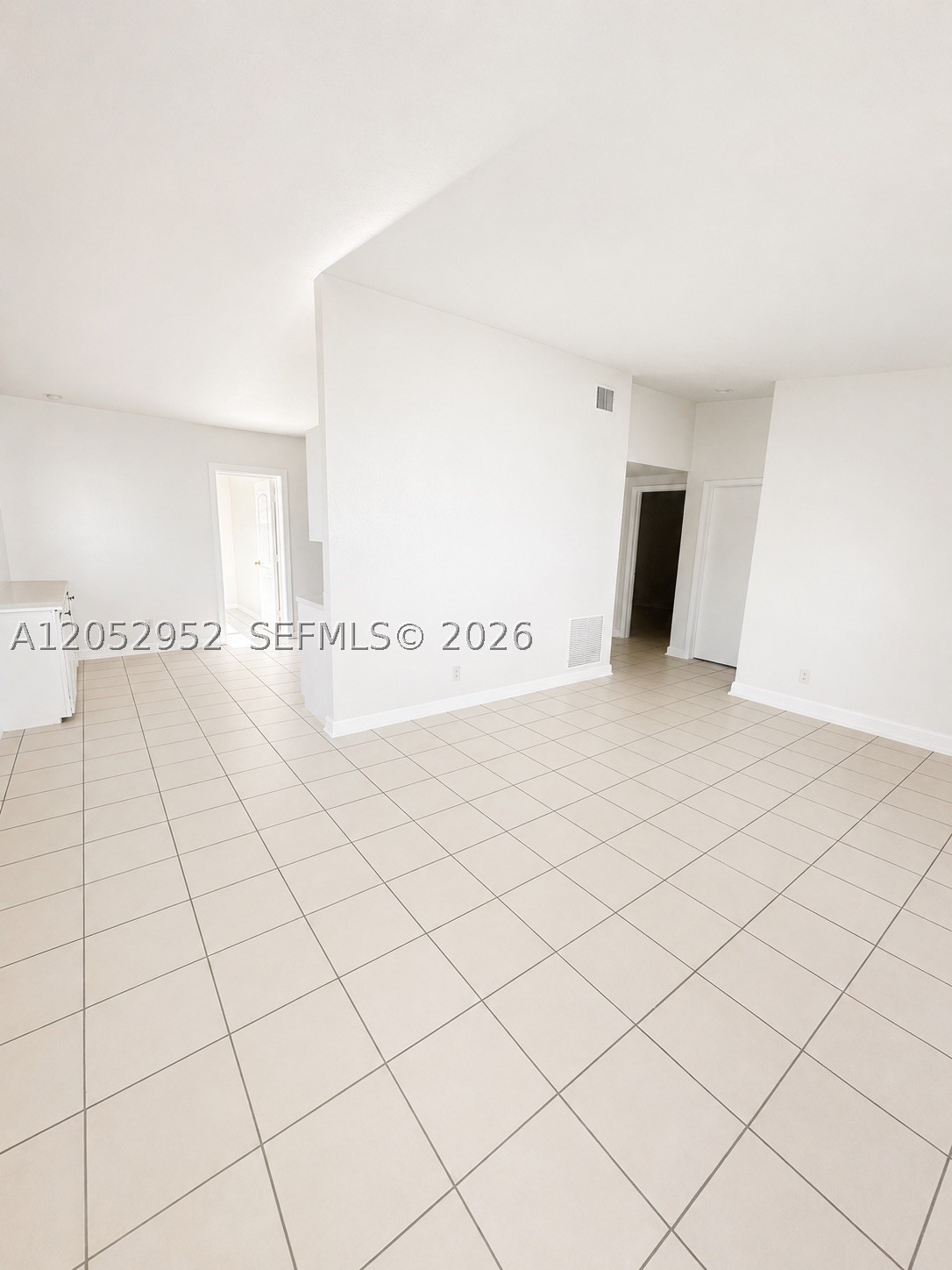 PALM AVE HEIGHTS - Residential Lease