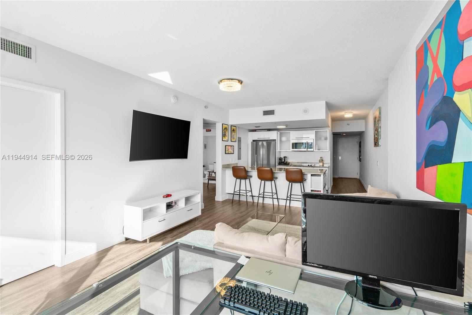 LATITUDE ON THE RIVER CON - Residential