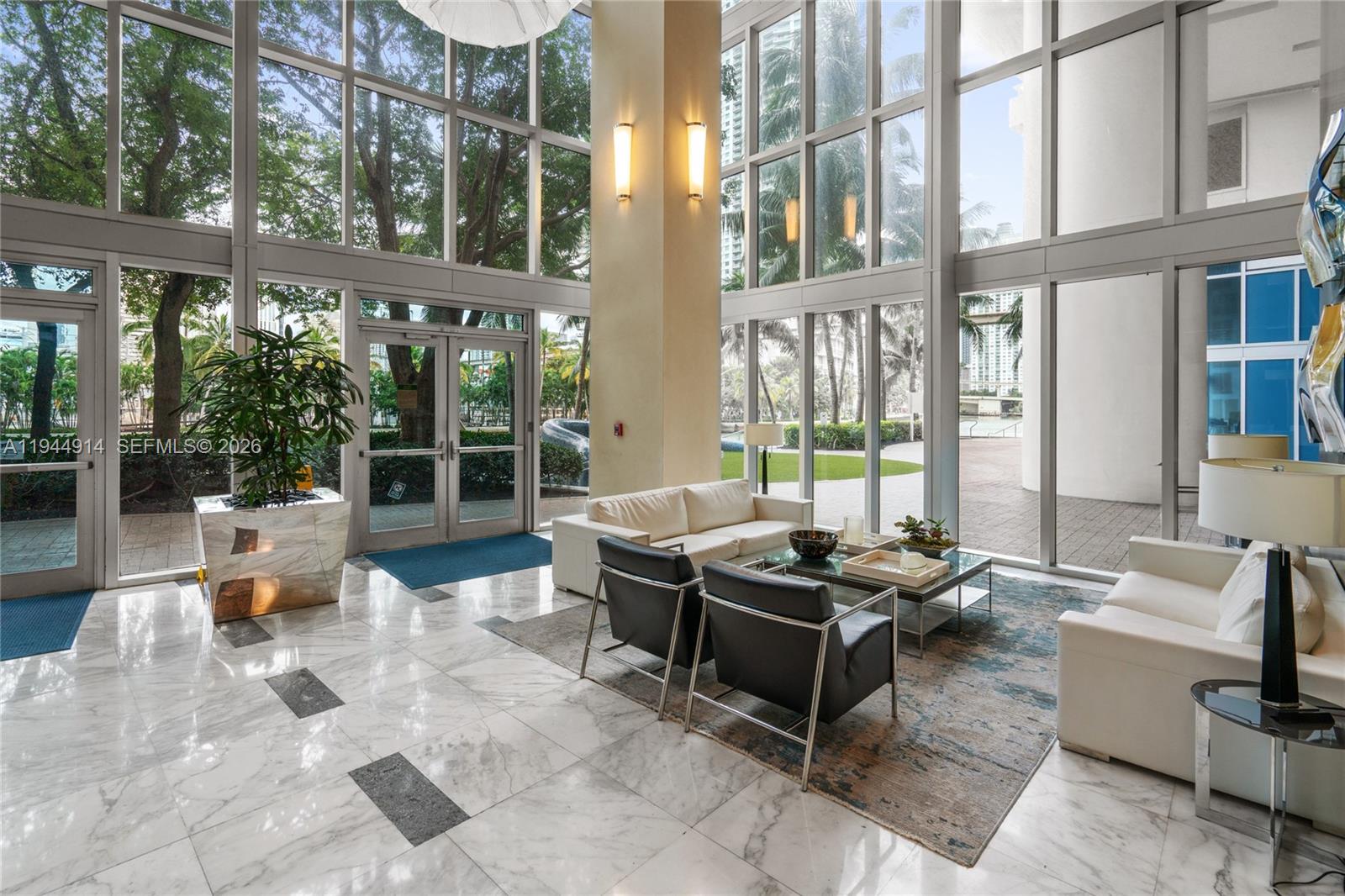 LATITUDE ON THE RIVER CON - Residential