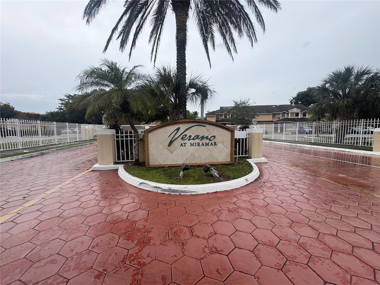 Beautiful and well-maintained 2-bedroom, 2-bathroom condominium located in the desirable Verano at Miramar community. This bright and spacious unit features an open floor plan with a comfortable living and dining area, ideal for both everyday living.
The kitchen offers ample cabinet space and overlooks the living area, while both bedrooms are generously sized with excellent natural light. The primary bedroom includes a private bathroom and walk-in closet, providing comfort and privacy. Community  with amenities that may include a swim pool, maintained common areas. Low HOA, family-friendly neighborhood, and conveniently located near major highways, shopping centers, restaurants, schools, and parks. Perfect for first-time buyers, families, or investors. Don’t miss this opportunity to own in one of Miramar’s most sought-after communities. Easy to show