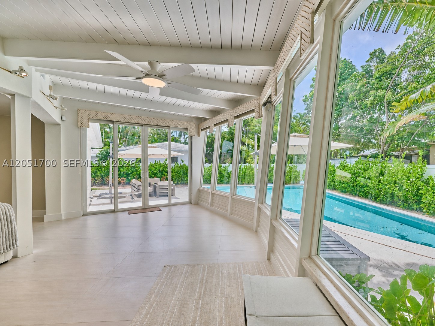 PARK PLAZA - Residential Lease