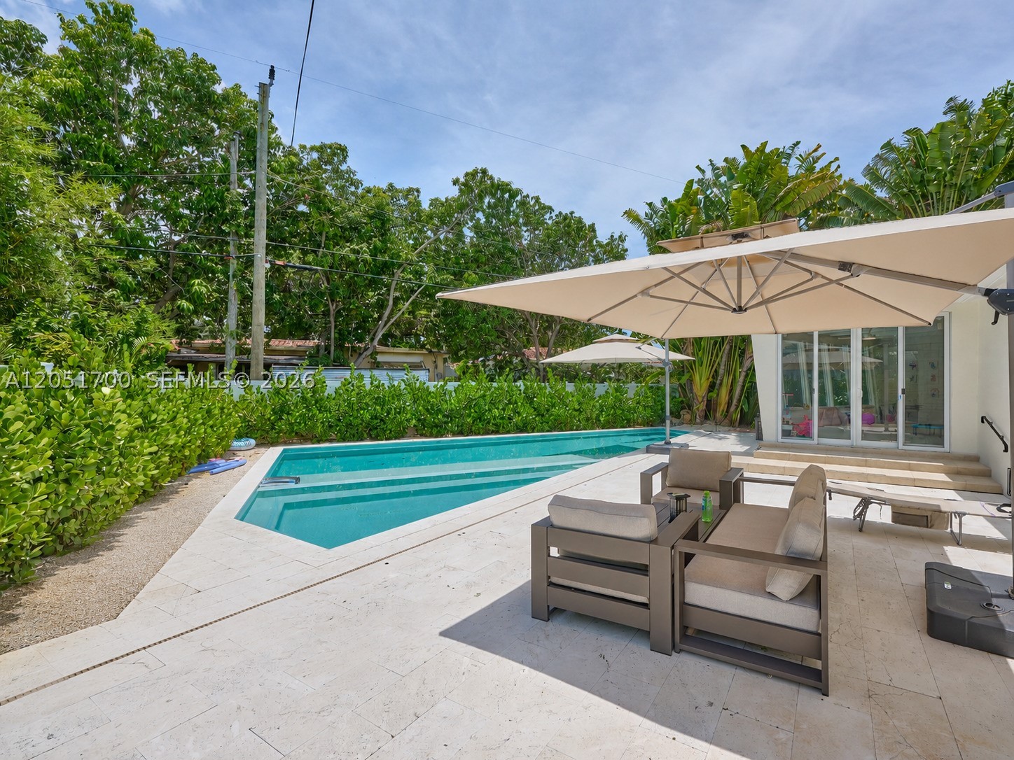 PARK PLAZA - Residential Lease
