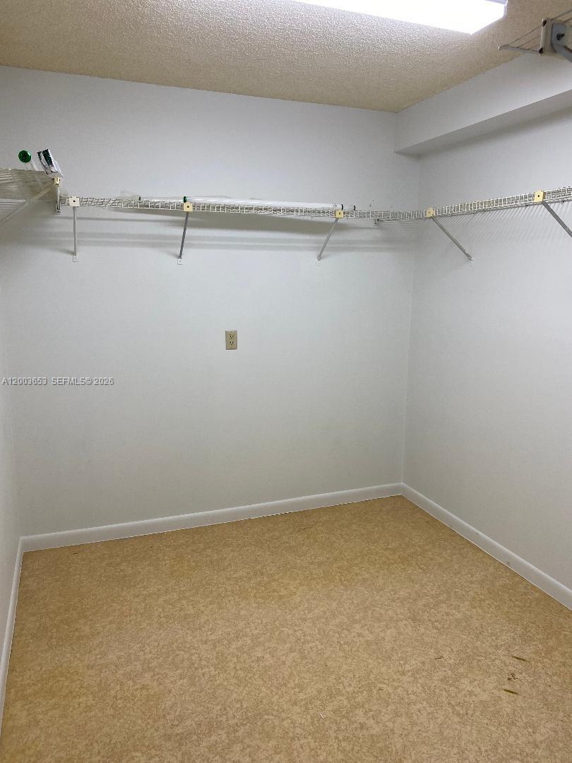 CONDO 27 OF WHITEHALL CON - Residential