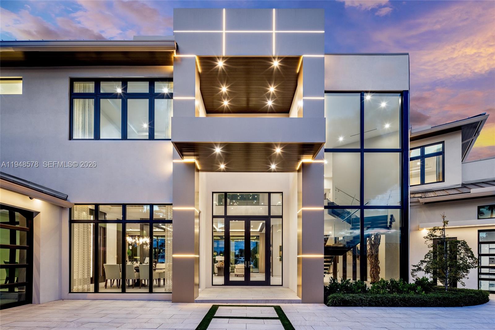 ISLA BAHIA - Residential