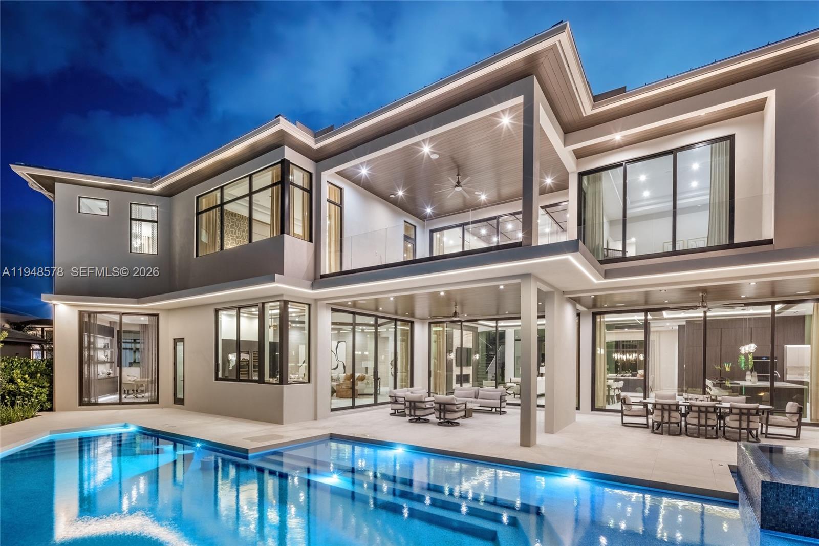 ISLA BAHIA - Residential