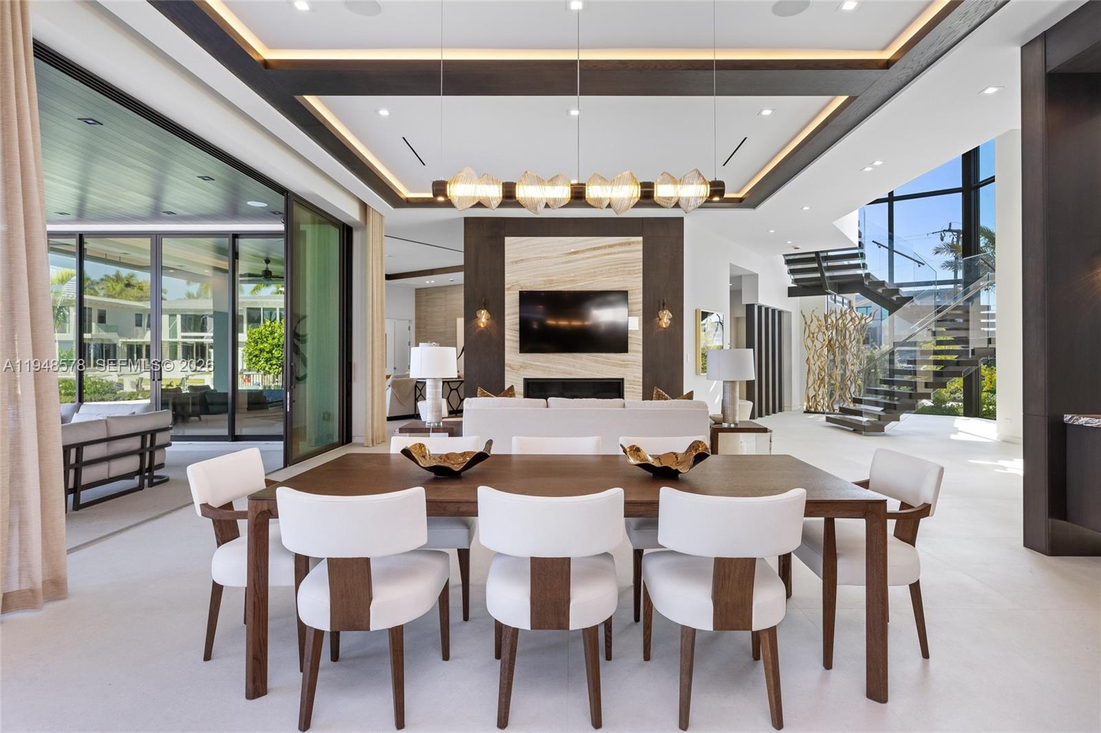 ISLA BAHIA - Residential
