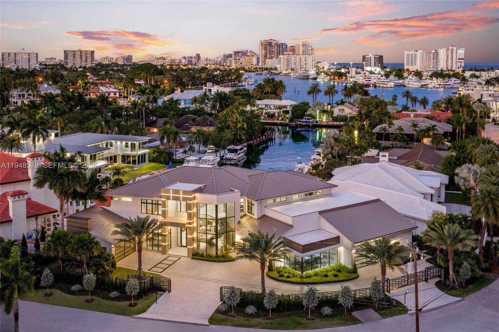 ISLA BAHIA - Residential