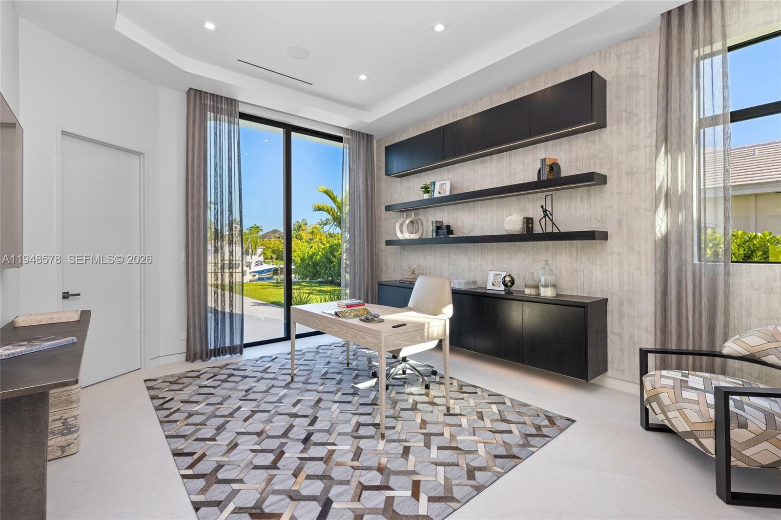 ISLA BAHIA - Residential