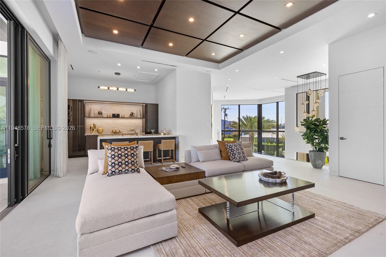 ISLA BAHIA - Residential
