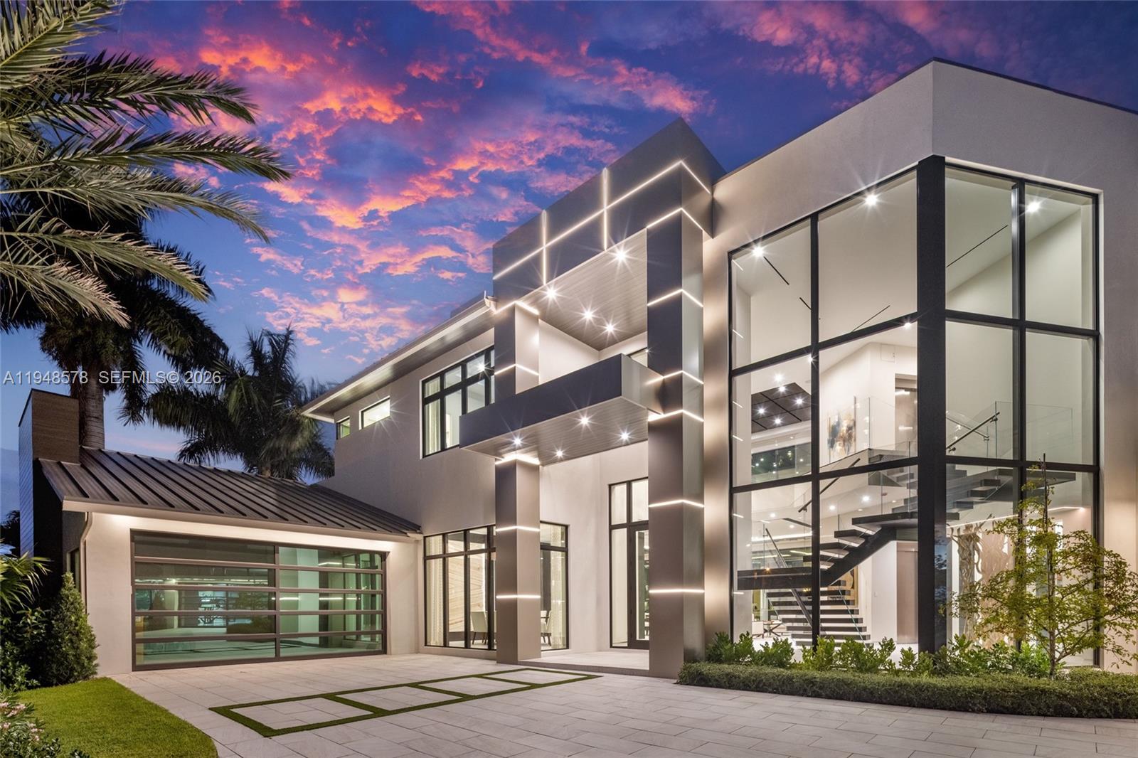 ISLA BAHIA - Residential