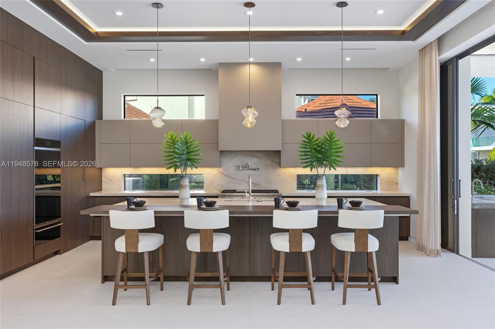 ISLA BAHIA - Residential