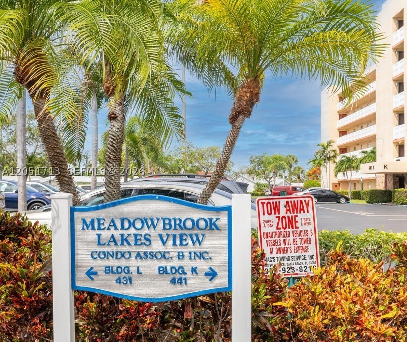MEADOWBROOK LAKES VIEW CO - Residential