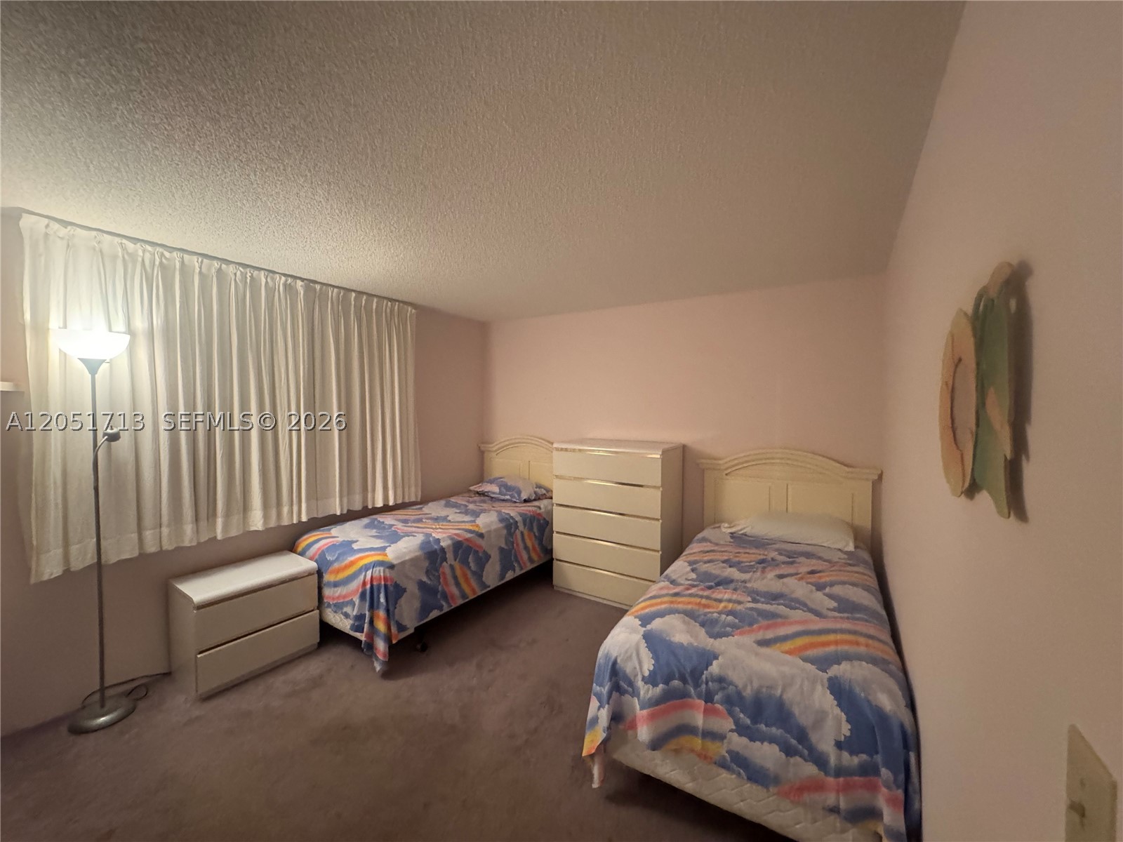 MEADOWBROOK LAKES VIEW CO - Residential